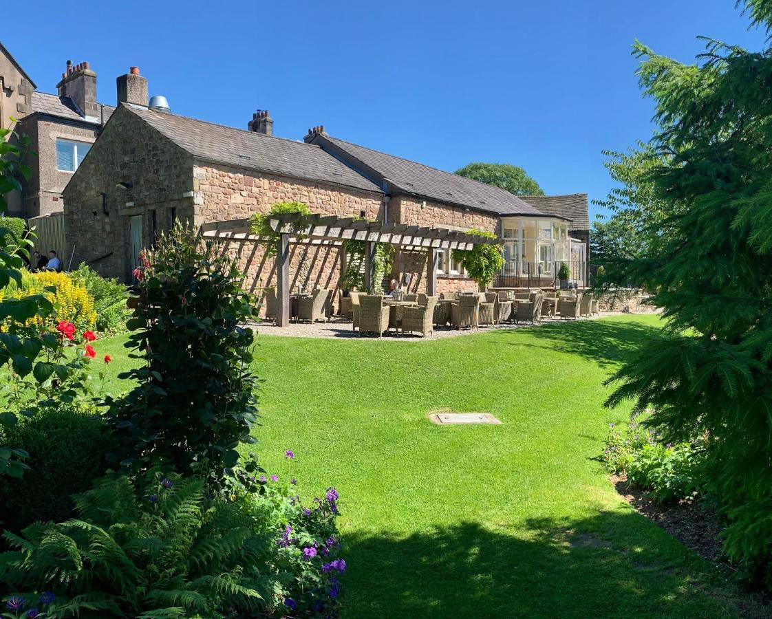 The Shireburn Arms Otel Clitheroe Dış mekan fotoğraf